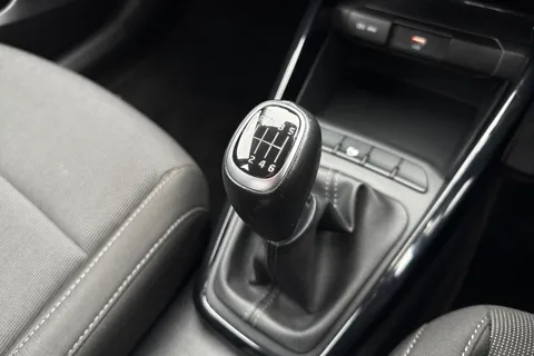 CX23NLV Kia Rio 1.0 T-GDi 2 Hatchback 5dr Petrol Manual Euro 6 (s/s) (99 bhp) Thumbnail #24