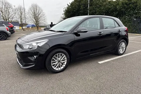CX23NLV Kia Rio 1.0 T-GDi 2 Hatchback 5dr Petrol Manual Euro 6 (s/s) (99 bhp) Thumbnail #28