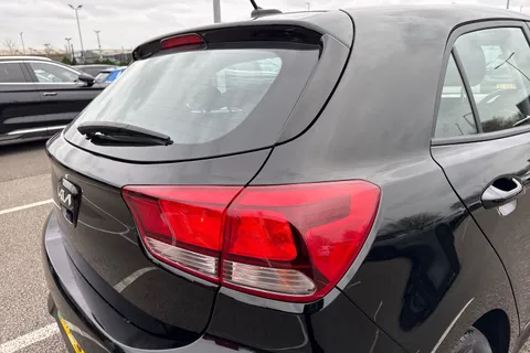 CX23NLV Kia Rio 1.0 T-GDi 2 Hatchback 5dr Petrol Manual Euro 6 (s/s) (99 bhp) Thumbnail #33