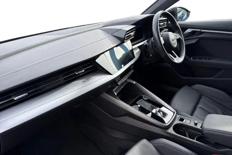 VK70KOW Audi A3 S line 35 TFSI 150 PS S tronic Thumbnail #16