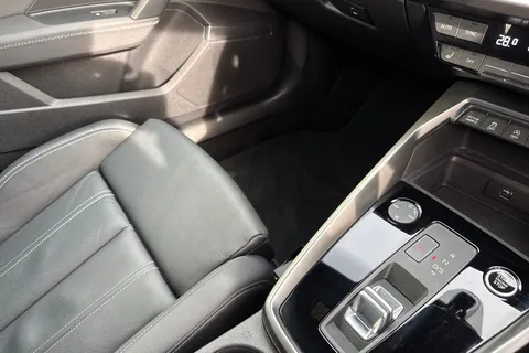 VK70KOW Audi A3 S line 35 TFSI 150 PS S tronic Thumbnail #21