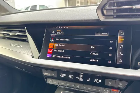 VK70KOW Audi A3 S line 35 TFSI 150 PS S tronic Thumbnail #36