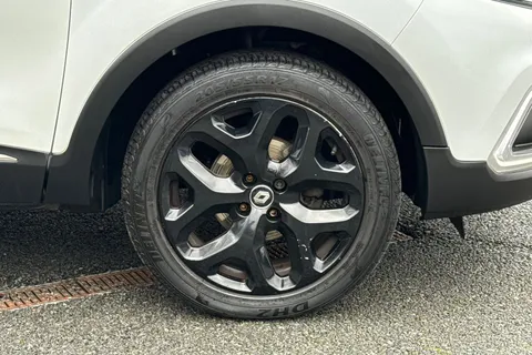 BT18LCL Renault Captur 0.9 TCe ENERGY Signature X Nav Euro 6 (s/s) 5dr Thumbnail #11