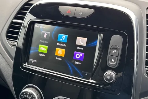 BT18LCL Renault Captur 0.9 TCe ENERGY Signature X Nav Euro 6 (s/s) 5dr Thumbnail #18