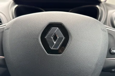 BT18LCL Renault Captur 0.9 TCe ENERGY Signature X Nav Euro 6 (s/s) 5dr Thumbnail #37