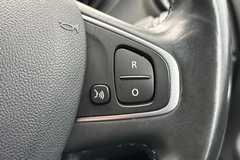 BT18LCL Renault Captur 0.9 TCe ENERGY Signature X Nav Euro 6 (s/s) 5dr Thumbnail #39