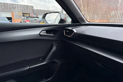 MW21VML CUPRA Leon 1.4 eHybrid 12.8kWh First Edition DSG Euro 6 (s/s) 5dr Thumbnail #33