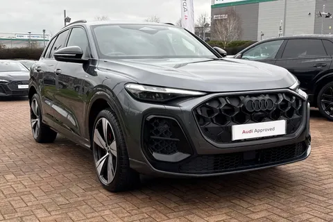 BU75ZGH Audi Q5 SUV Edition 1 TDI quattro 204 PS S tronic Thumbnail #9