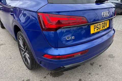 DP72HGX Audi Q5 2.0 TFSI 45 Edition 1 S Tronic quattro Euro 6 (s/s) 5dr Thumbnail #8
