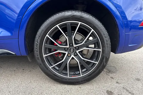 DP72HGX Audi Q5 2.0 TFSI 45 Edition 1 S Tronic quattro Euro 6 (s/s) 5dr Thumbnail #11