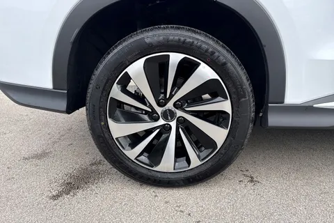 LA25SXZ BYD Seal U 1.5 DM-i 18.3kWh Boost CVT Auto Euro 6 (s/s) 5dr Thumbnail #23