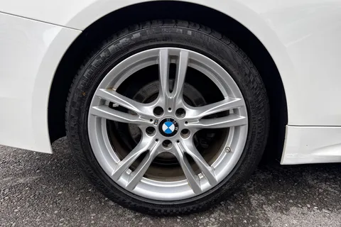 YK68KGW BMW 4 Series 2.0 420d M Sport Auto Euro 6 (s/s) 2dr Thumbnail #10