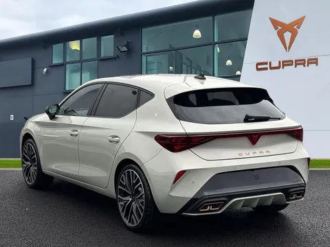 CUPRA Leon 1.5 eHybrid 25.8kWh VZ2 DSG Euro 6 (s/s) 5dr Thumbnail #3