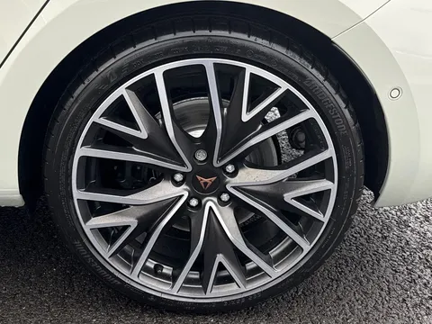 CUPRA Leon 1.5 eHybrid 25.8kWh VZ2 DSG Euro 6 (s/s) 5dr Thumbnail #7