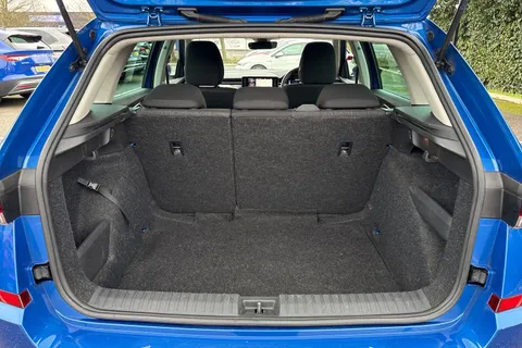 LE72AYV Škoda Kamiq 1.0 TSI SE L Executive DSG Euro 6 (s/s) 5dr Thumbnail #8