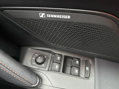 CUPRA Leon 1.5 eHybrid 25.8kWh VZ2 DSG Euro 6 (s/s) 5dr Thumbnail #18