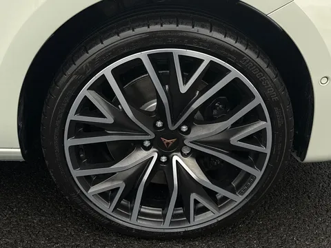 CUPRA Leon 1.5 eHybrid 25.8kWh VZ2 DSG Euro 6 (s/s) 5dr Thumbnail #23