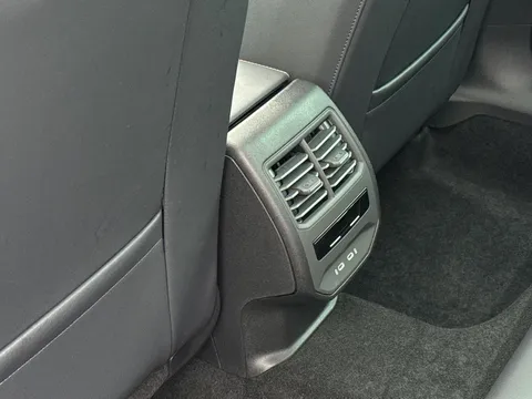 CUPRA Leon 1.5 eHybrid 25.8kWh VZ2 DSG Euro 6 (s/s) 5dr Thumbnail #31