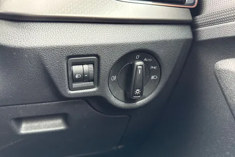 LE72AYV Škoda Kamiq 1.0 TSI SE L Executive DSG Euro 6 (s/s) 5dr Thumbnail #44