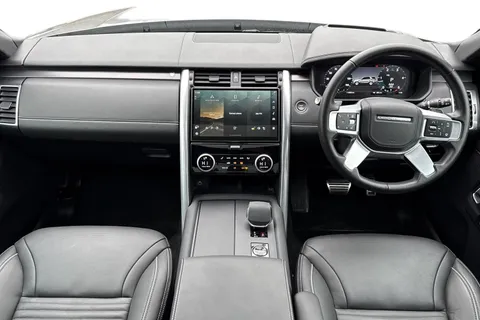 KJ24HRE Land Rover Discovery 3.0 D300 Metropolitan Edition 5dr Thumbnail #10