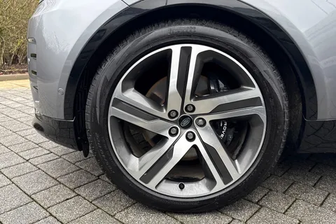 KJ24HRE Land Rover Discovery 3.0 D300 Metropolitan Edition 5dr Thumbnail #40