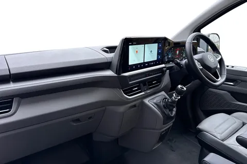 PN75MWW Volkswagen Transporter 2.0 TDI 150 Commerce Pro Van Thumbnail #9