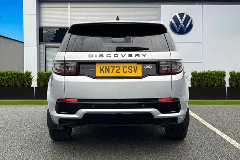 4 of 61 for Land Rover Discovery Sport 1.5 P300e 12.2kWh R-Dynamic SE Auto 4WD Euro 6 (s/s) 5dr