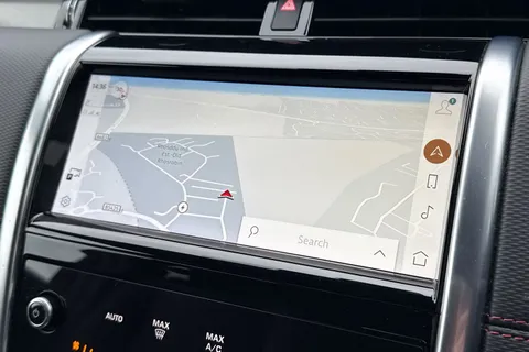 12 of 61 for Land Rover Discovery Sport 1.5 P300e 12.2kWh R-Dynamic SE Auto 4WD Euro 6 (s/s) 5dr