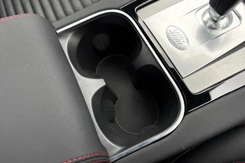 44 of 61 for Land Rover Discovery Sport 1.5 P300e 12.2kWh R-Dynamic SE Auto 4WD Euro 6 (s/s) 5dr