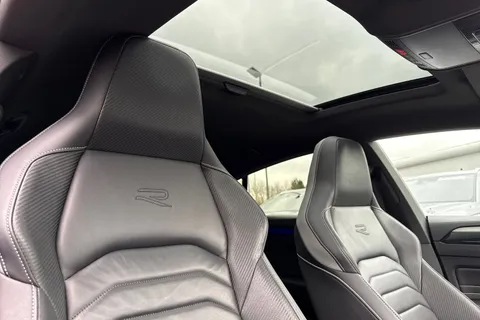 MW21VYA Volkswagen Arteon 2.0 TSI R-Line Fastback DSG Euro 6 (s/s) 5dr Thumbnail #25