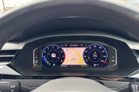 MW21VYA Volkswagen Arteon 2.0 TSI R-Line Fastback DSG Euro 6 (s/s) 5dr Thumbnail #38