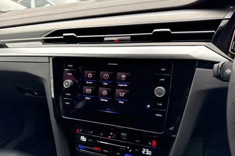 MW21VYA Volkswagen Arteon 2.0 TSI R-Line Fastback DSG Euro 6 (s/s) 5dr Thumbnail #41