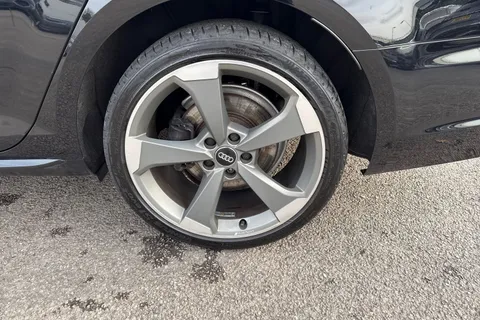 13 of 53 for Audi A4 1.4 TFSI Black Edition S Tronic Euro 6 (s/s) 4dr