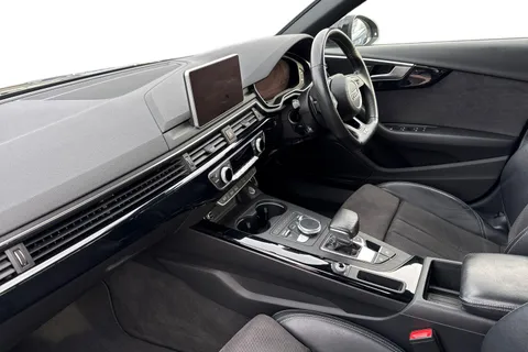 15 of 53 for Audi A4 1.4 TFSI Black Edition S Tronic Euro 6 (s/s) 4dr