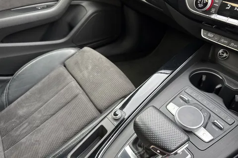 20 of 53 for Audi A4 1.4 TFSI Black Edition S Tronic Euro 6 (s/s) 4dr