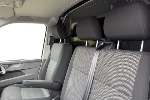 VE72NCV Volkswagen Transporter 2.0 TDI 110 Highline Van Thumbnail #11