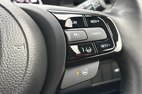 FH25ZDY Honda HR-V 1.5 eHEV Advance 5dr CVT Thumbnail #40