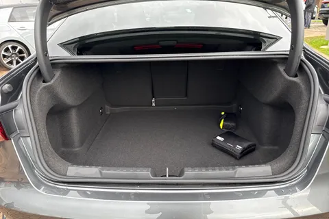 KR25YHZ Audi A3 Black Edition 35 TFSI  150 PS S tronic Thumbnail #8