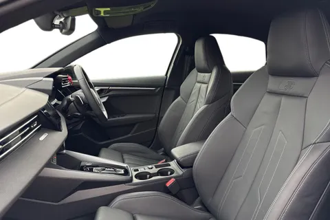 KR25YHZ Audi A3 Black Edition 35 TFSI  150 PS S tronic Thumbnail #17