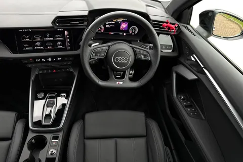 KR25YHZ Audi A3 Black Edition 35 TFSI  150 PS S tronic Thumbnail #19