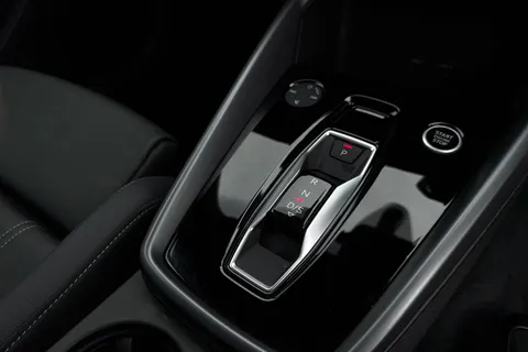 KR25YHZ Audi A3 Black Edition 35 TFSI  150 PS S tronic Thumbnail #24