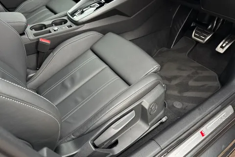 KR25YHZ Audi A3 Black Edition 35 TFSI  150 PS S tronic Thumbnail #45