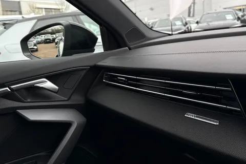 KR25YHZ Audi A3 Black Edition 35 TFSI  150 PS S tronic Thumbnail #62