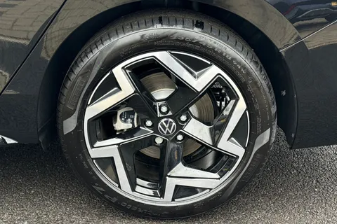  Volkswagen Passat 1.5 eTSI MHEV R-Line DSG Euro 6 (s/s) 5dr Thumbnail #10