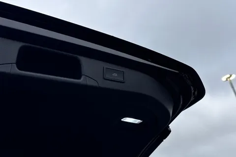  Volkswagen Passat 1.5 eTSI MHEV R-Line DSG Euro 6 (s/s) 5dr Thumbnail #32