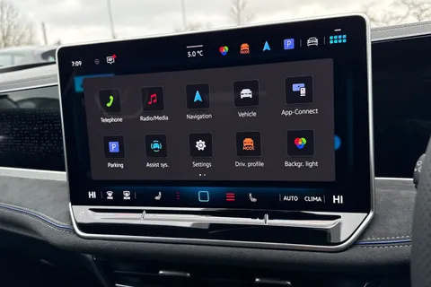  Volkswagen Passat 1.5 eTSI MHEV R-Line DSG Euro 6 (s/s) 5dr Thumbnail #38