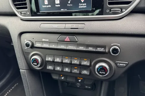 DL69FPX Kia Sportage 1.6 GDi 2 Euro 6 (s/s) 5dr Thumbnail #23