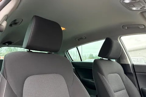 DL69FPX Kia Sportage 1.6 GDi 2 Euro 6 (s/s) 5dr Thumbnail #25