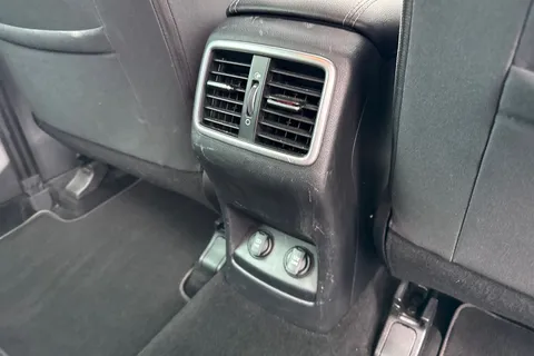 DL69FPX Kia Sportage 1.6 GDi 2 Euro 6 (s/s) 5dr Thumbnail #29