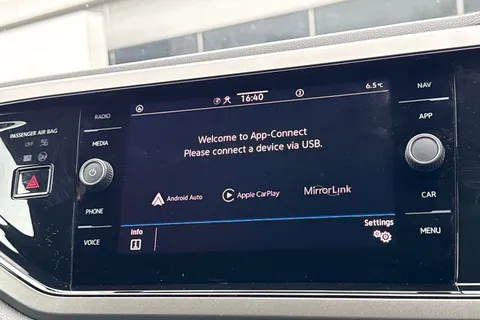 GD21OCH Volkswagen Polo 1.0 EVO 80 Match 5dr | App Connect | Match Pack Thumbnail #31